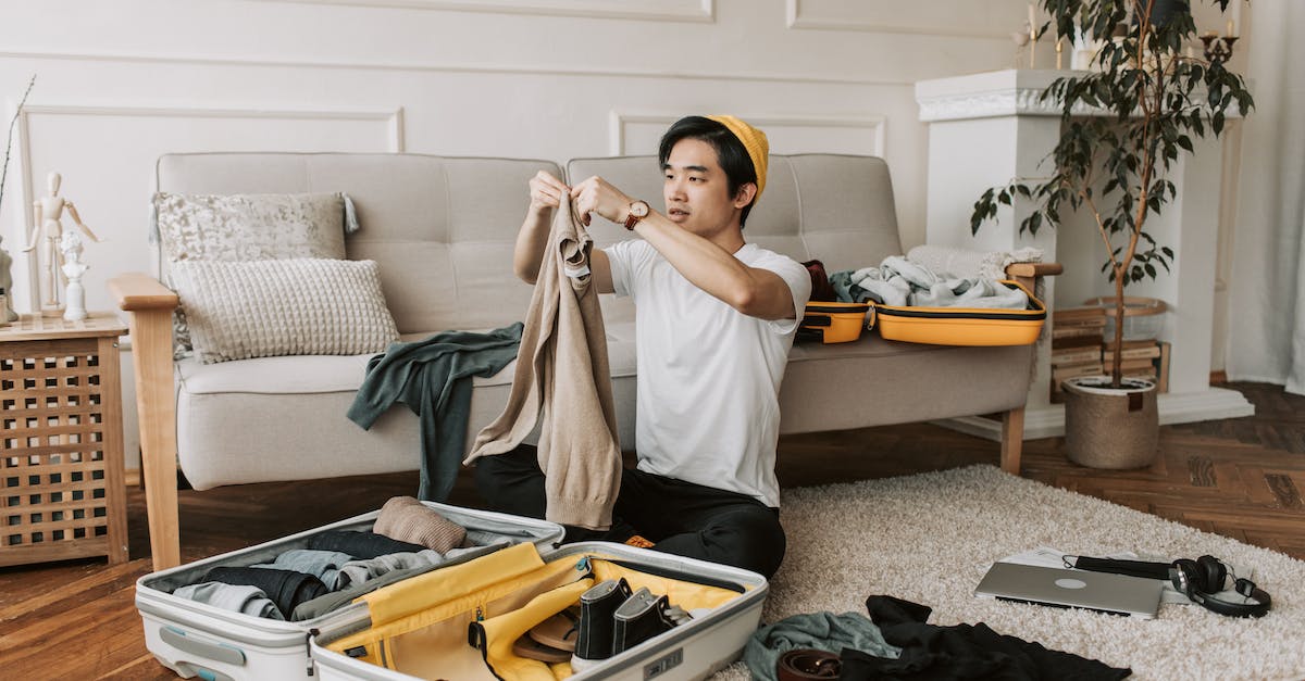Best Way to Remove Urine Smell from Clothes: 8 Methods That Work